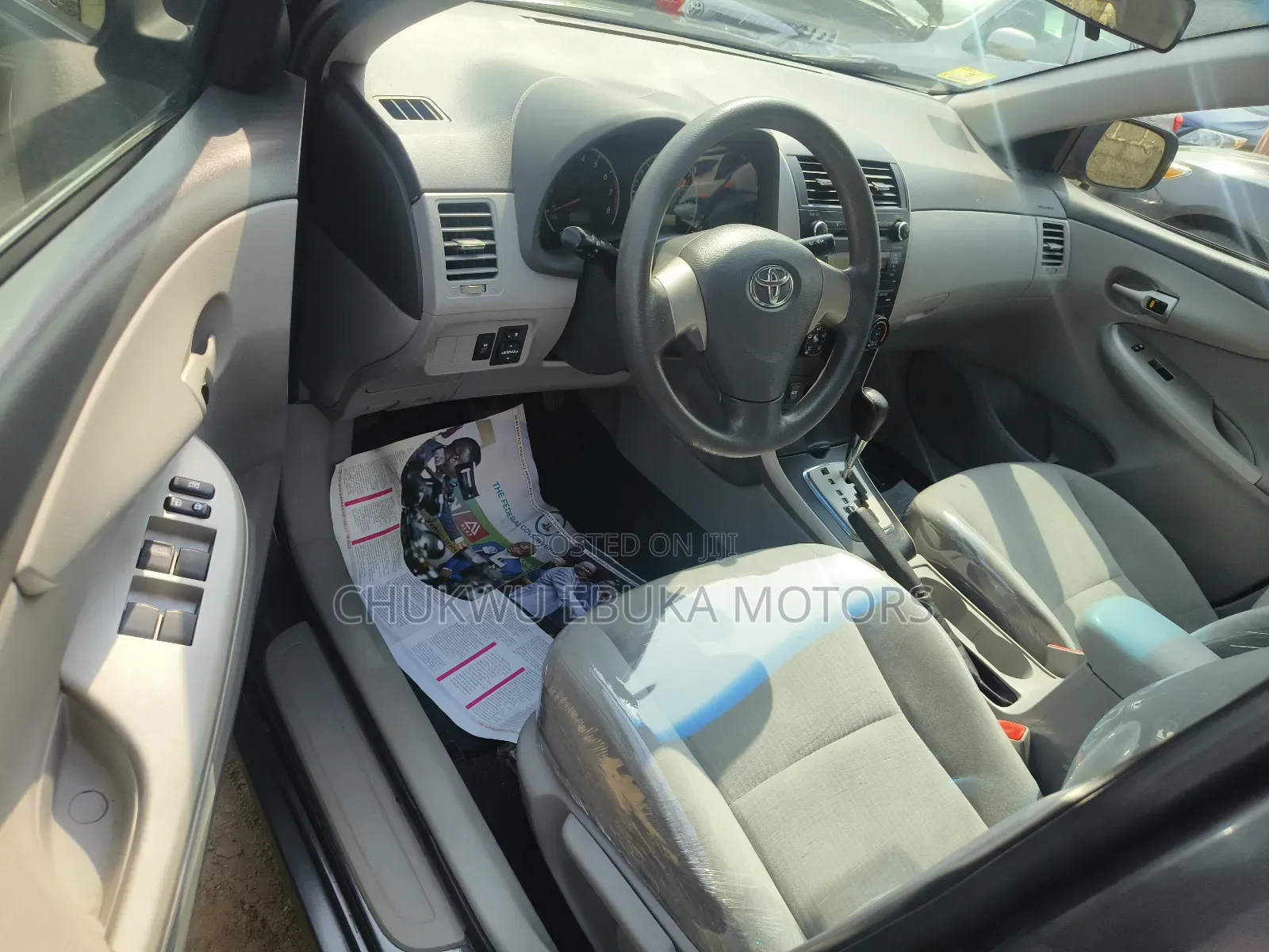 Toyota Corolla 2010 Gray