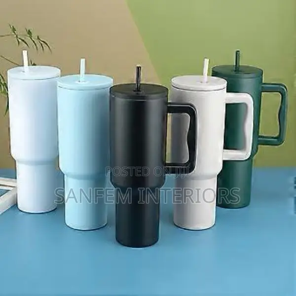 Plastic Mug With Straw