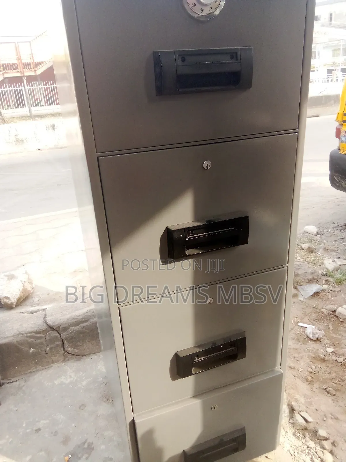 Gubabi And Ultimate 4 Door (Plastic Handle)