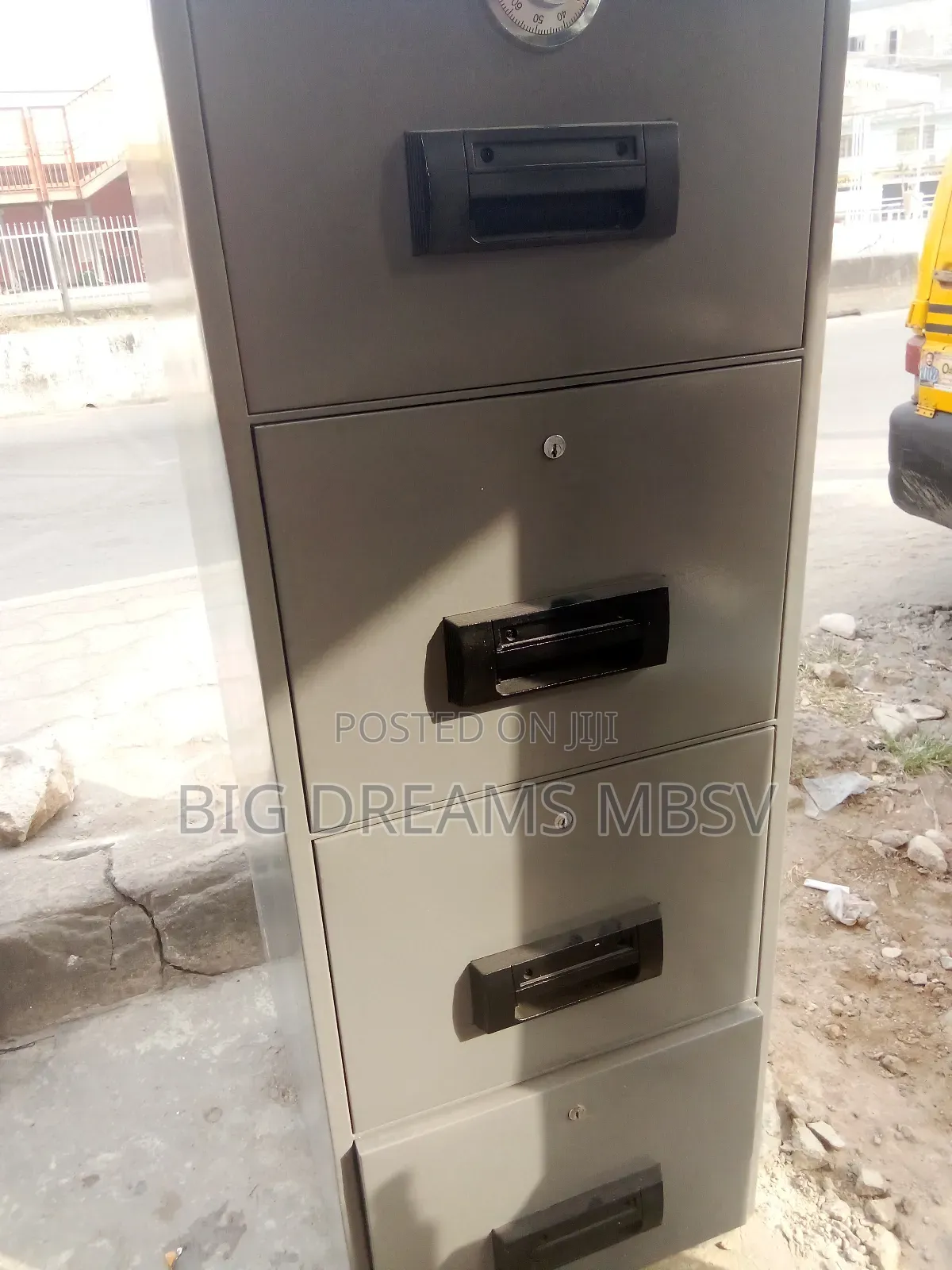 Gubabi And Ultimate 4 Door (Plastic Handle)