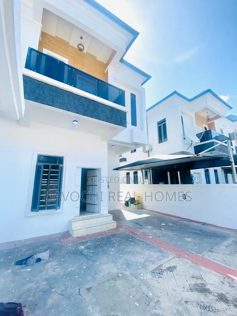 Furnished 4bdrm Duplex in Orchid Road By for rent