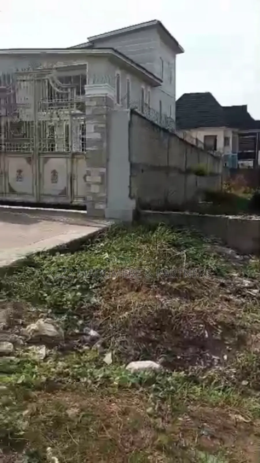 For Sale: Cofo 3 Plots on Concord Road , Owerri , Imo State