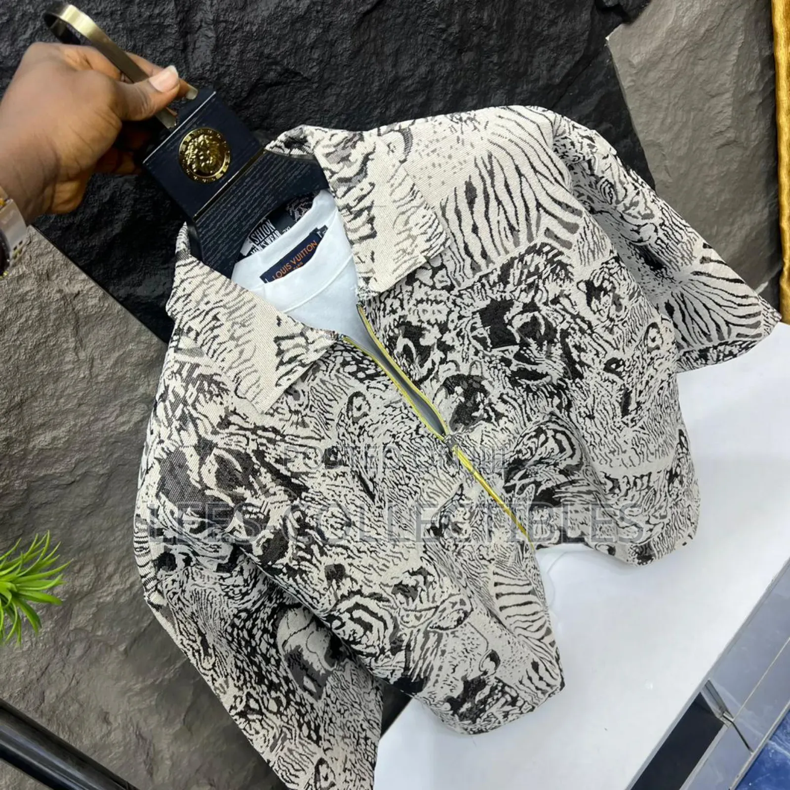 High Quality Crop Shirt