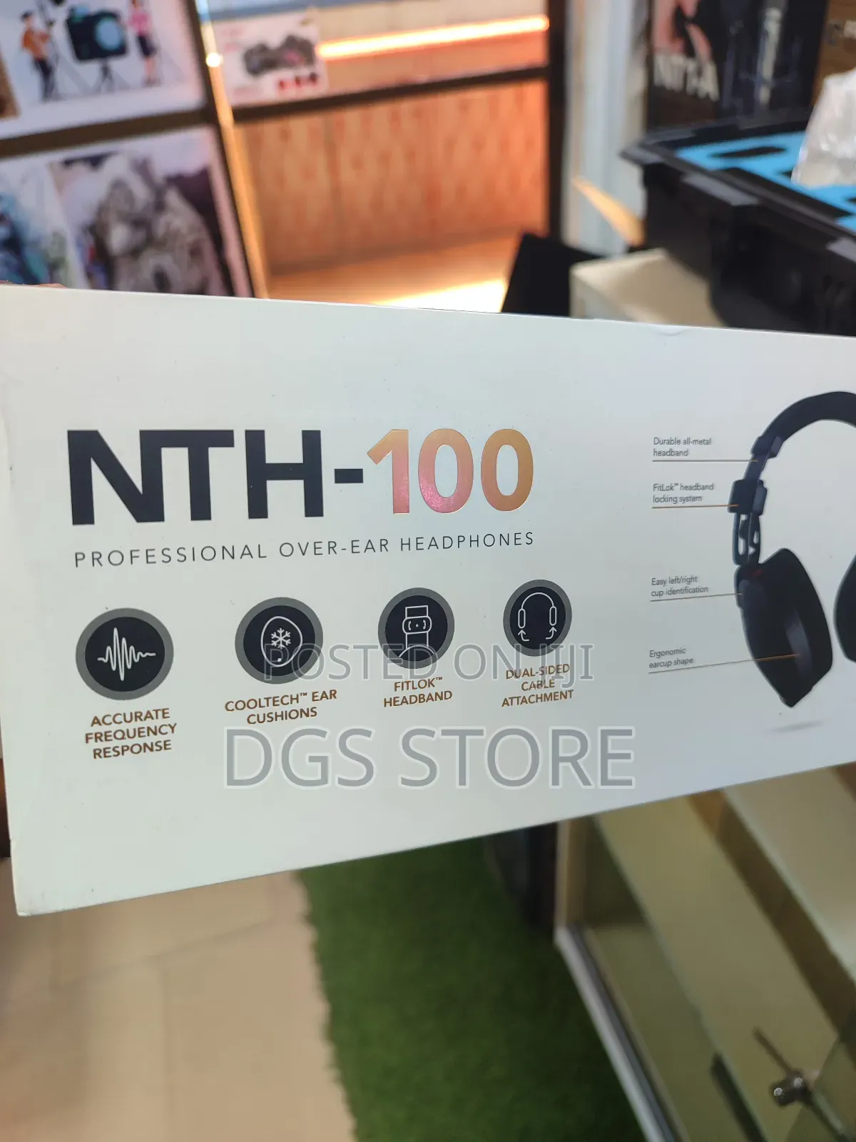 Rode NTH 100 Professional Wired Headphone