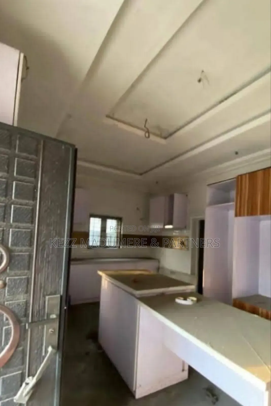 4bdrm Duplex in Eliozu , Port for sale