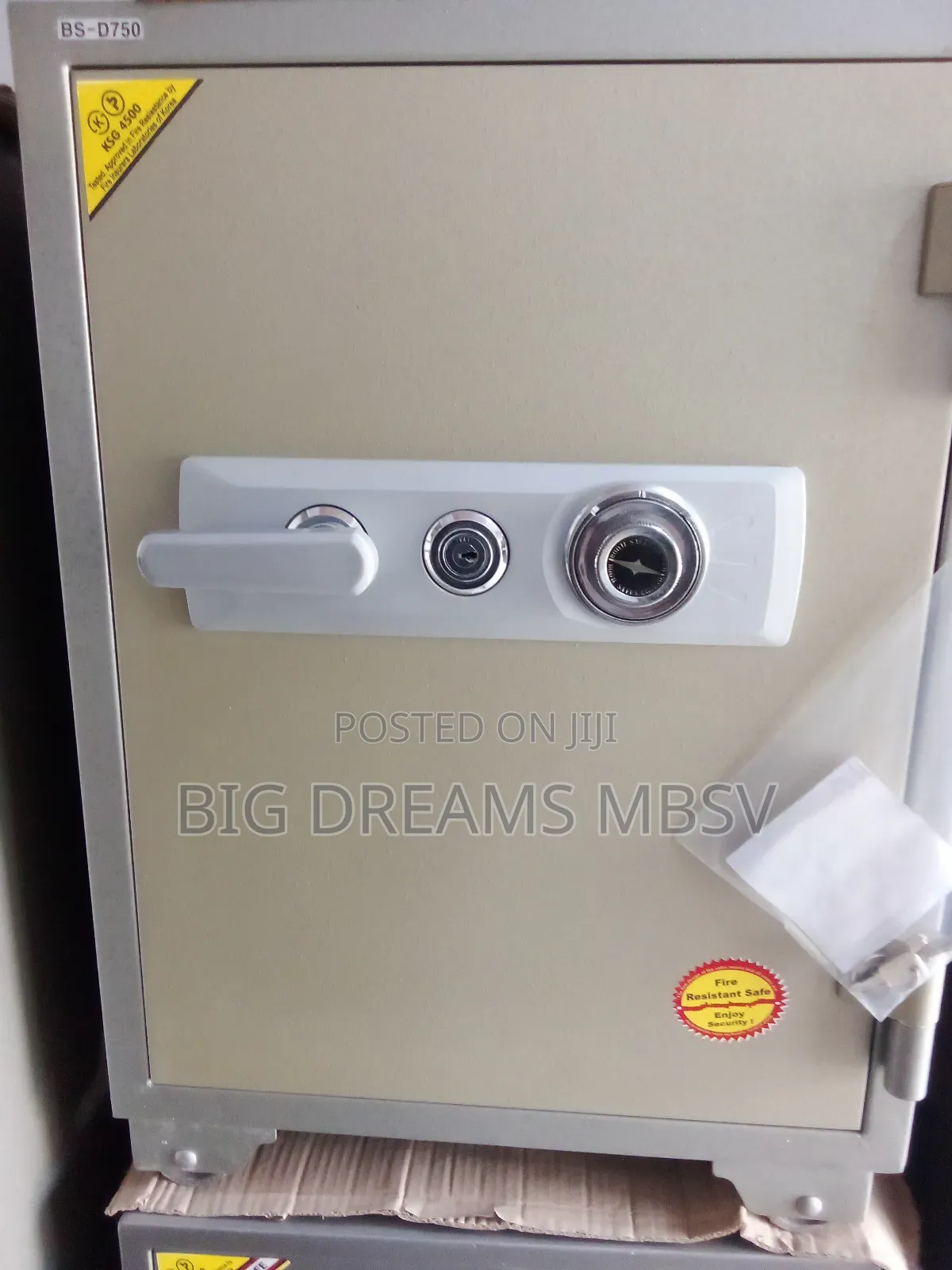 Boil 750 Analogue Fireproof Safe