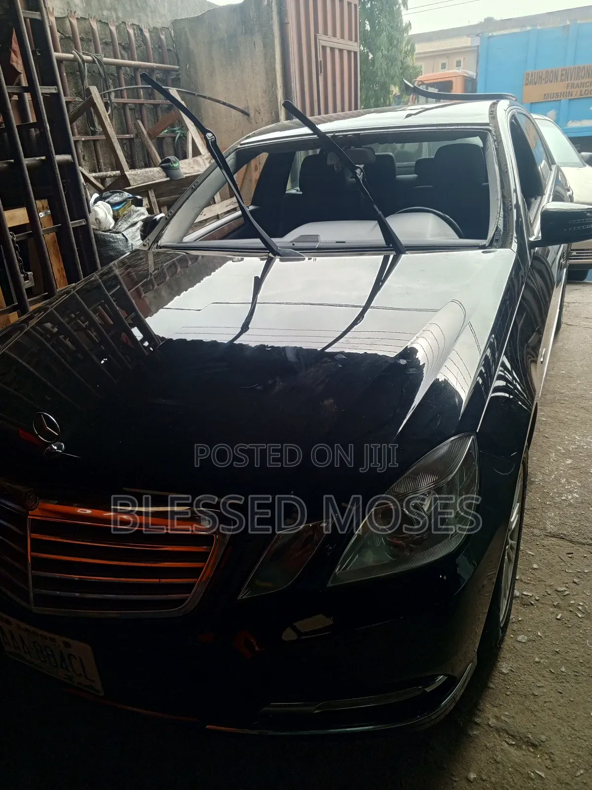 W212 Mercedes Benz E350 2012