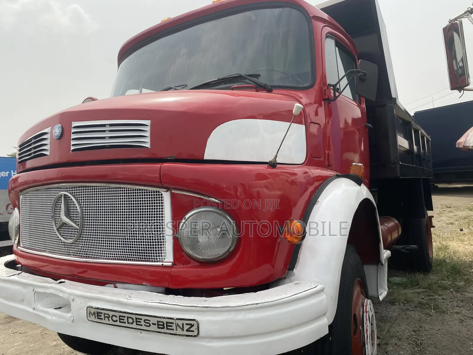 Mercedes-Benz Fire Service Tipper 2001 Red