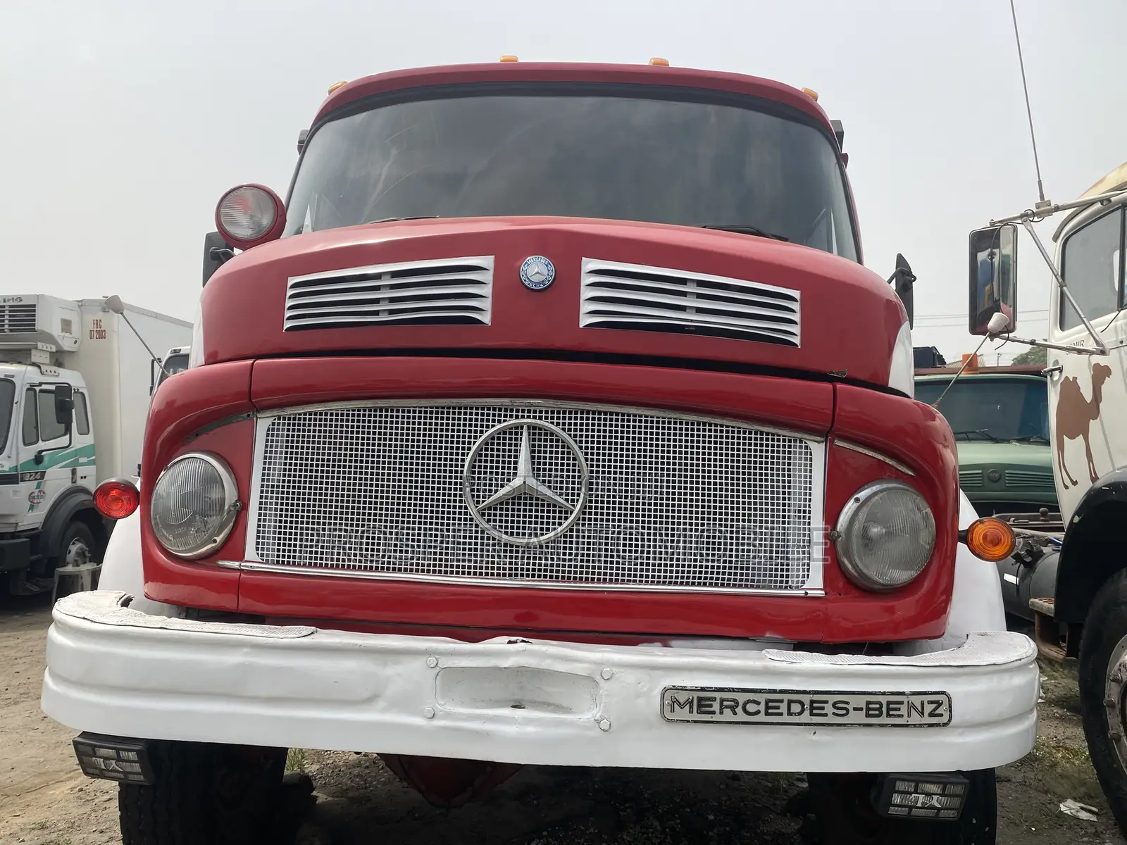 Mercedes-Benz Fire Service Tipper 2001 Red