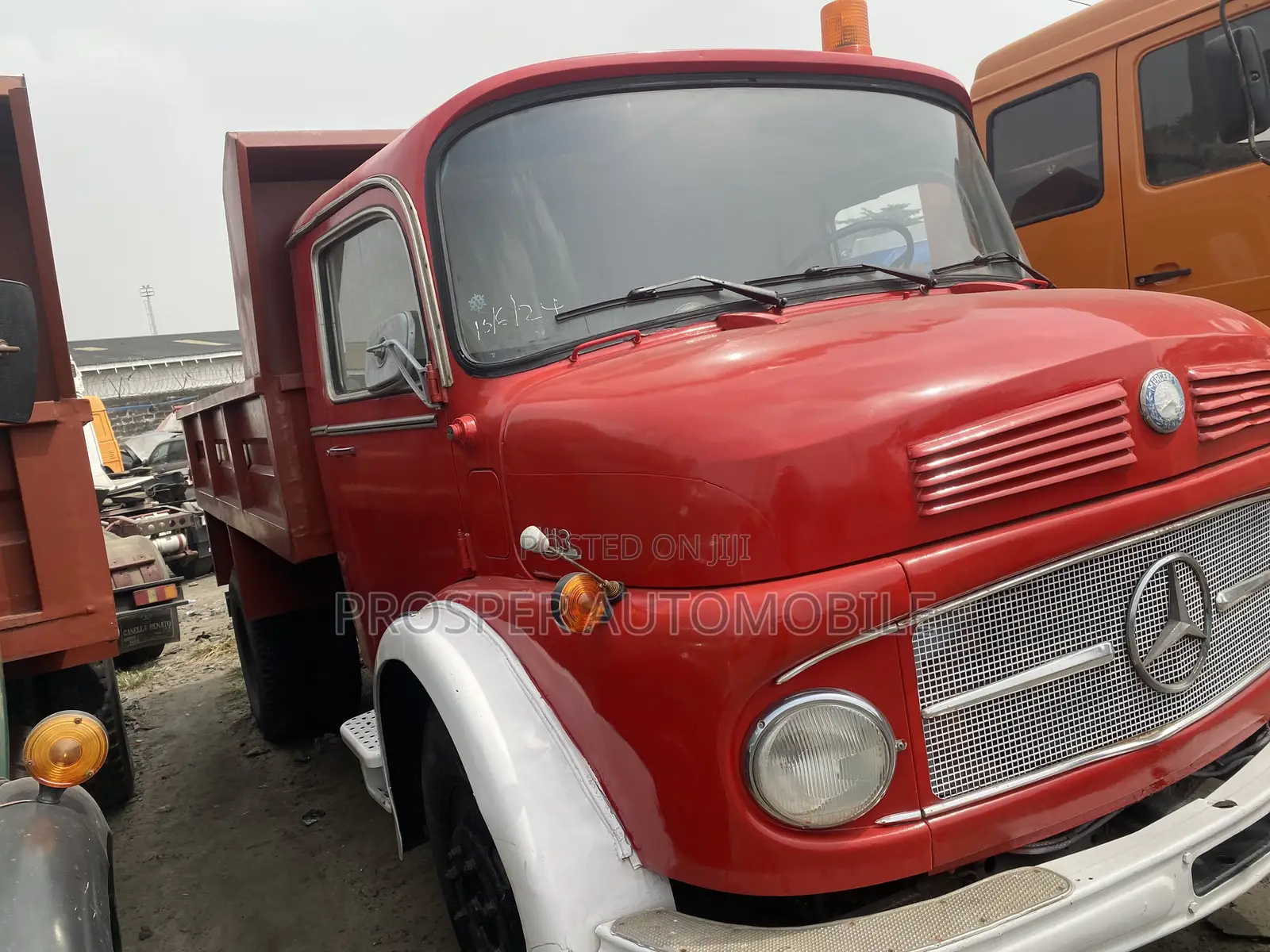 Fire Service Tipper 1113 Truck