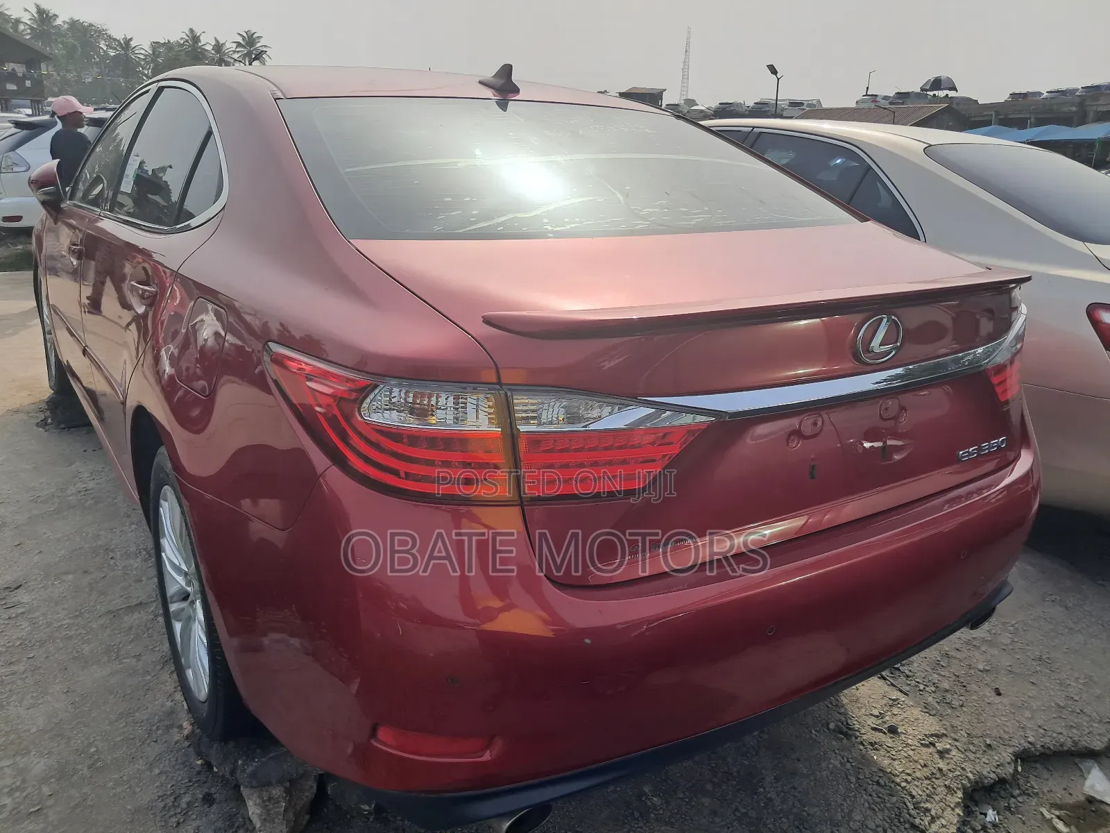 Lexus ES 350 FWD 2015 Red