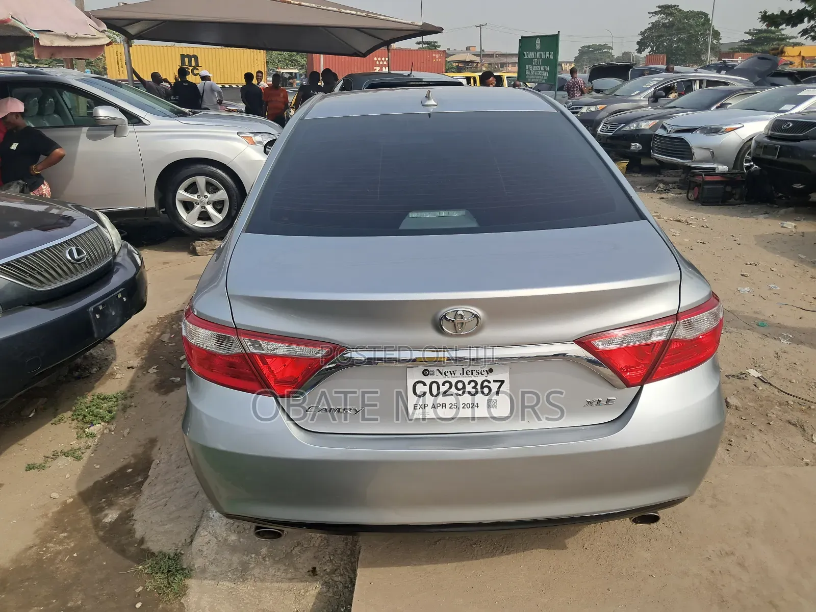 Toyota Camry 2015 Silver