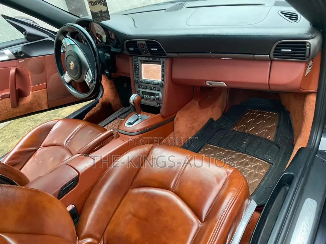 Porsche Carrera 2009 Black