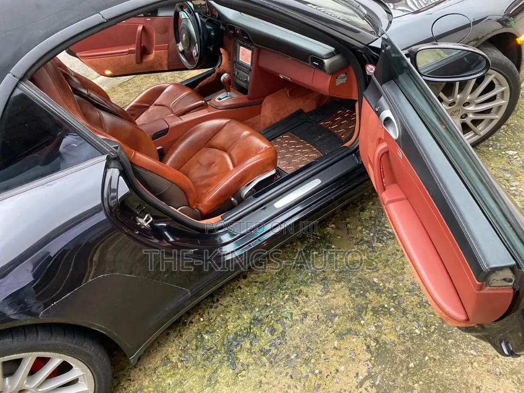 Porsche Carrera 2009 Black