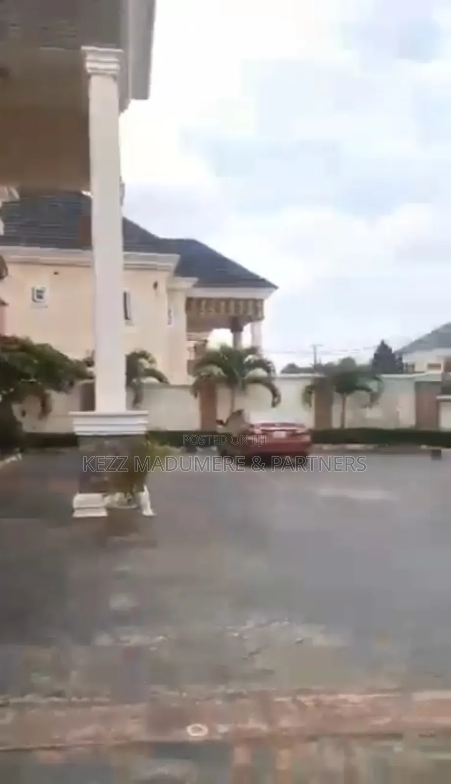 5bdrm Duplex in Fidelity Estate, for sale