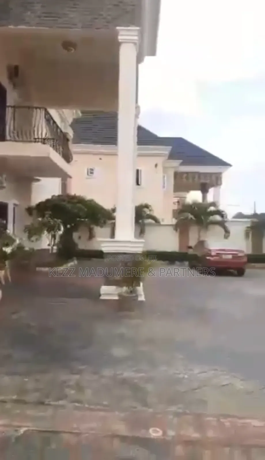 5bdrm Duplex in Fidelity Estate, for sale