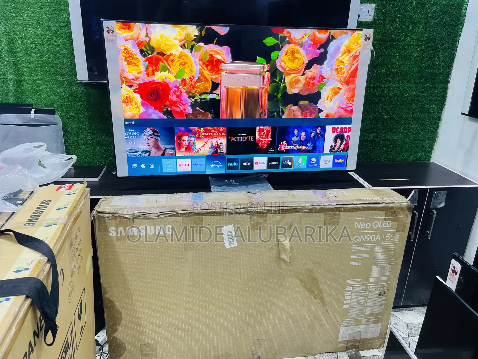 SAMSUNG 55” Class Neo QLED Quantum HDR Smart Alexa Tv