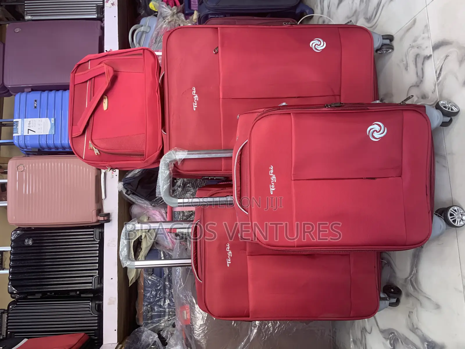 By 4pcs Set With Hand Luggage Box