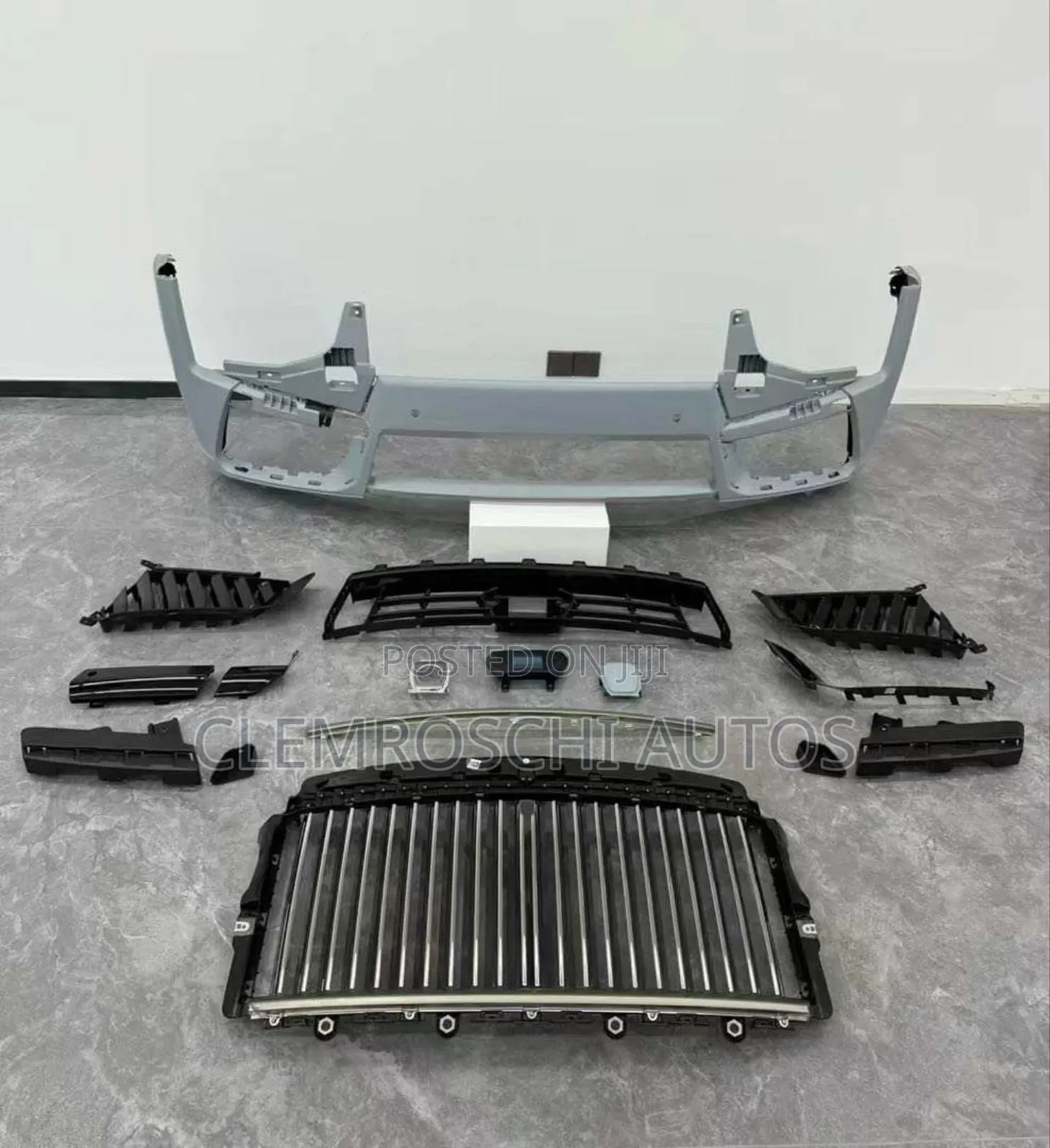 High Quality Front Bumper, Grill Rolls-Royce Cullinan 2025