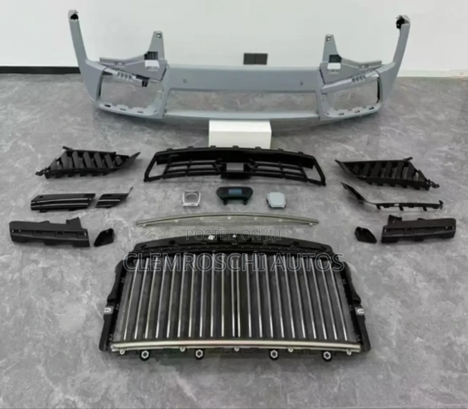 High Quality Front Bumper, Grill Rolls-Royce Cullinan 2025