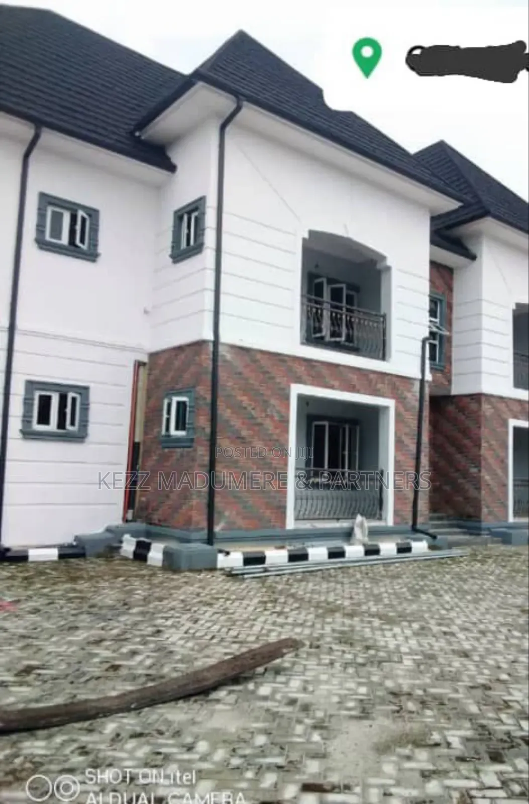 3bdrm Block of Flats in Off Int'L Airport for sale