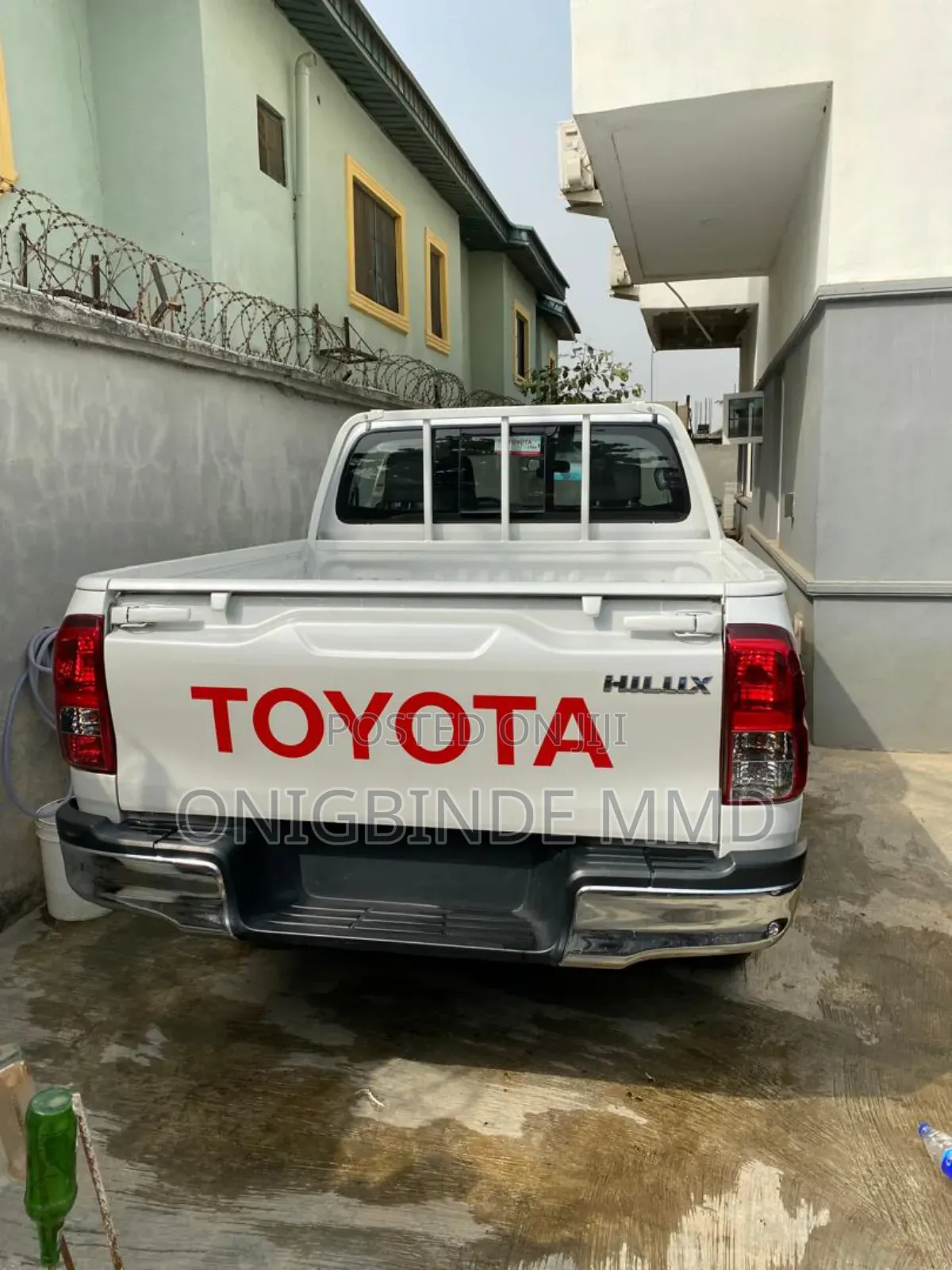 New Toyota Hilux 2023 White