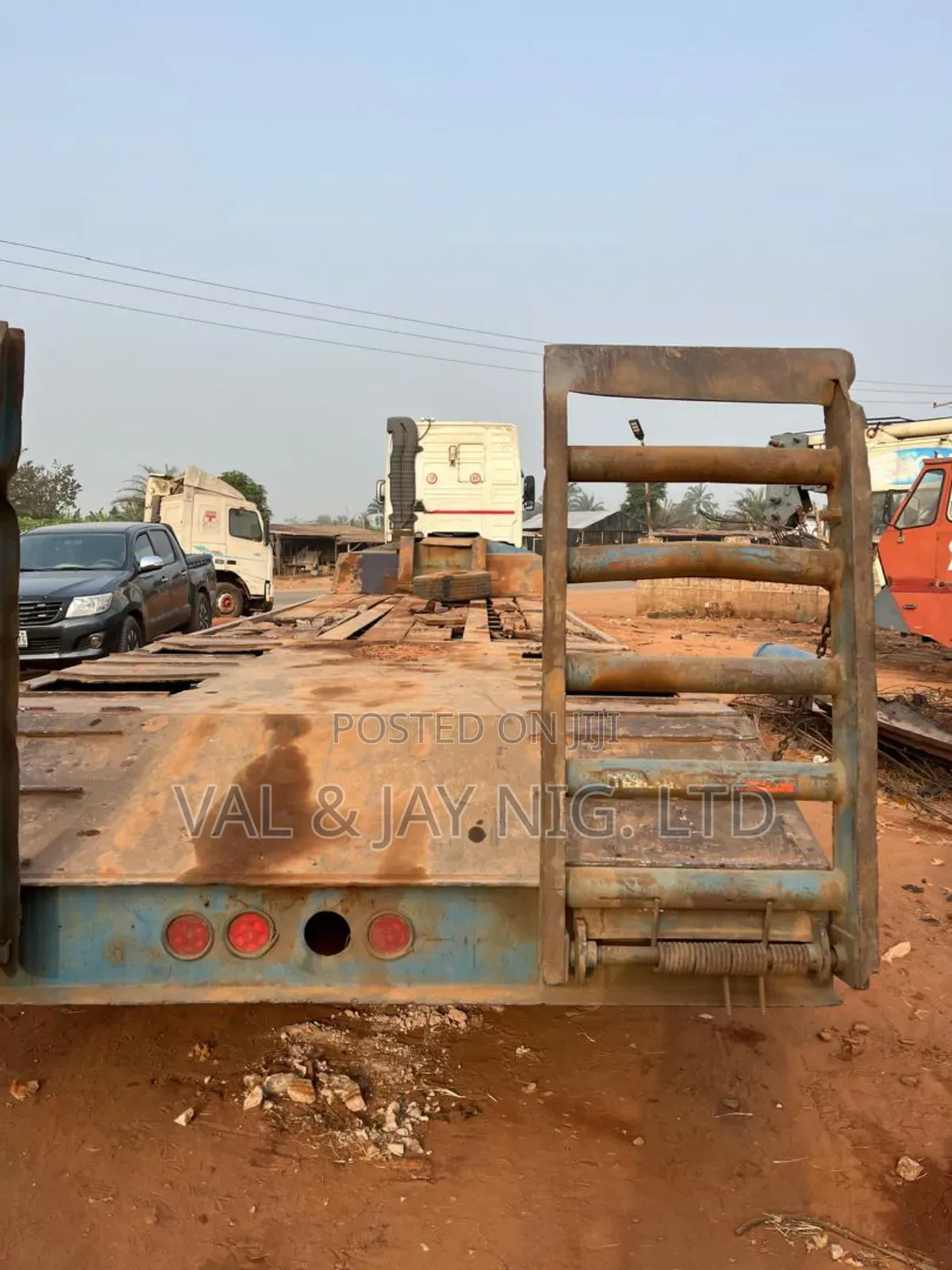 100 Tons Double Axle Lowbed Back - Foreign Use