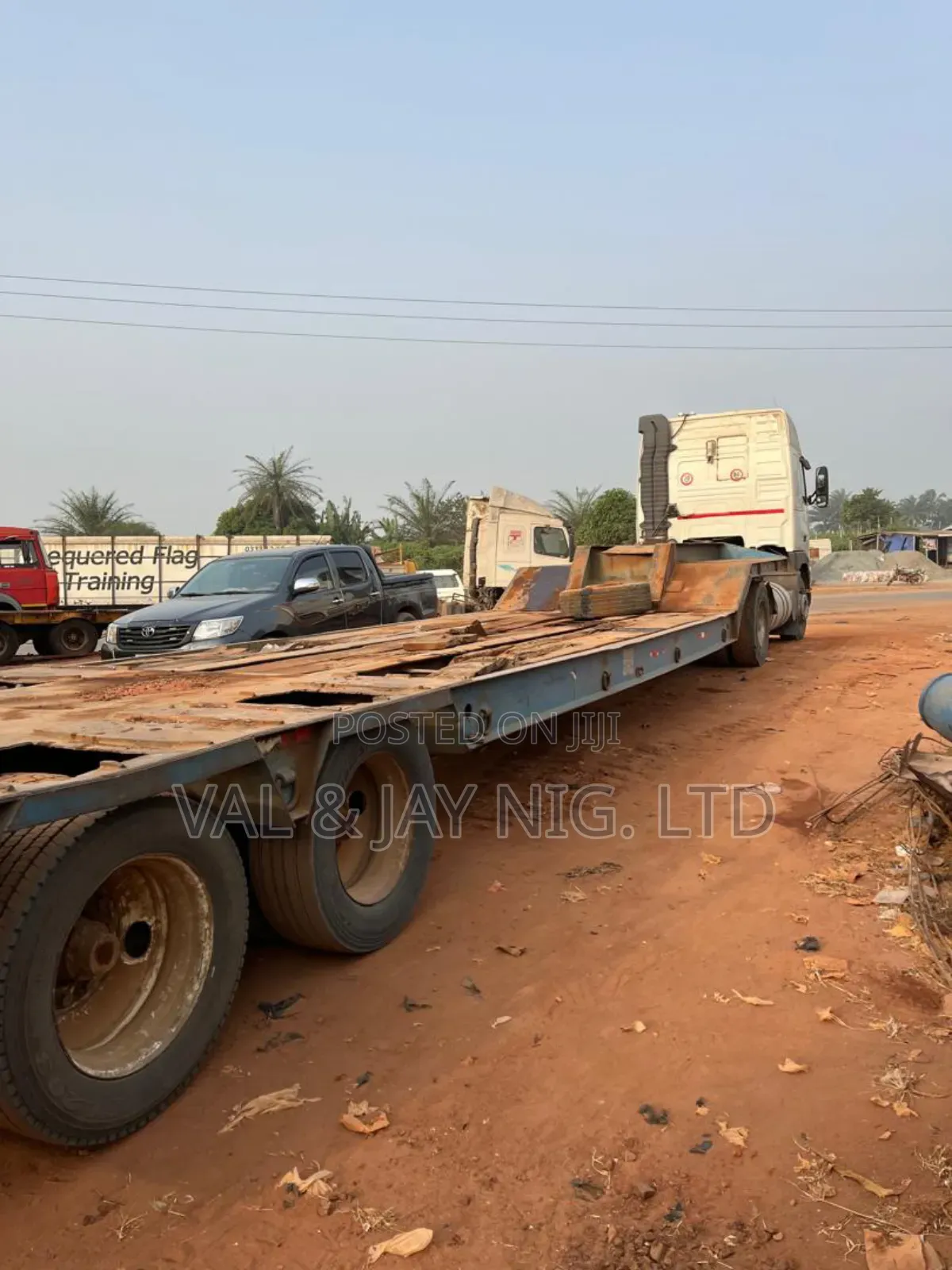 100 Tons Double Axle Lowbed Back - Foreign Use