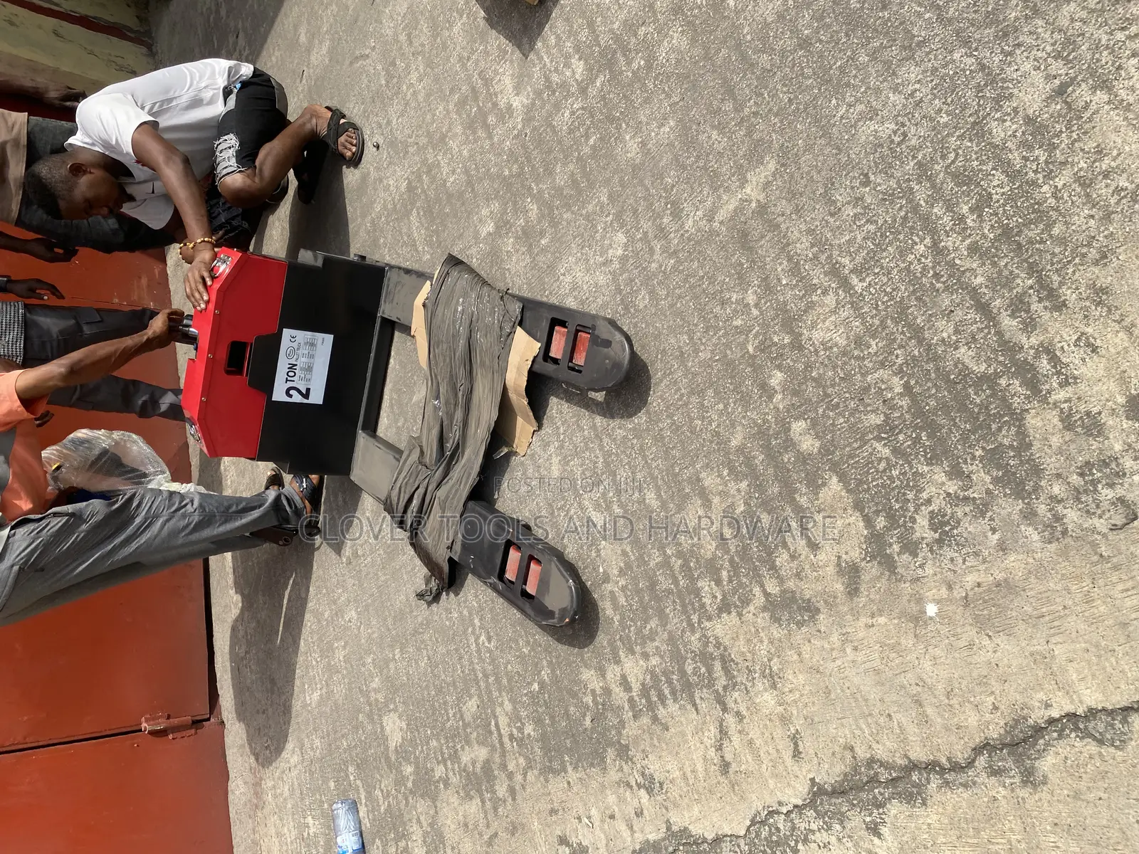 2T Electric Pallet Truck