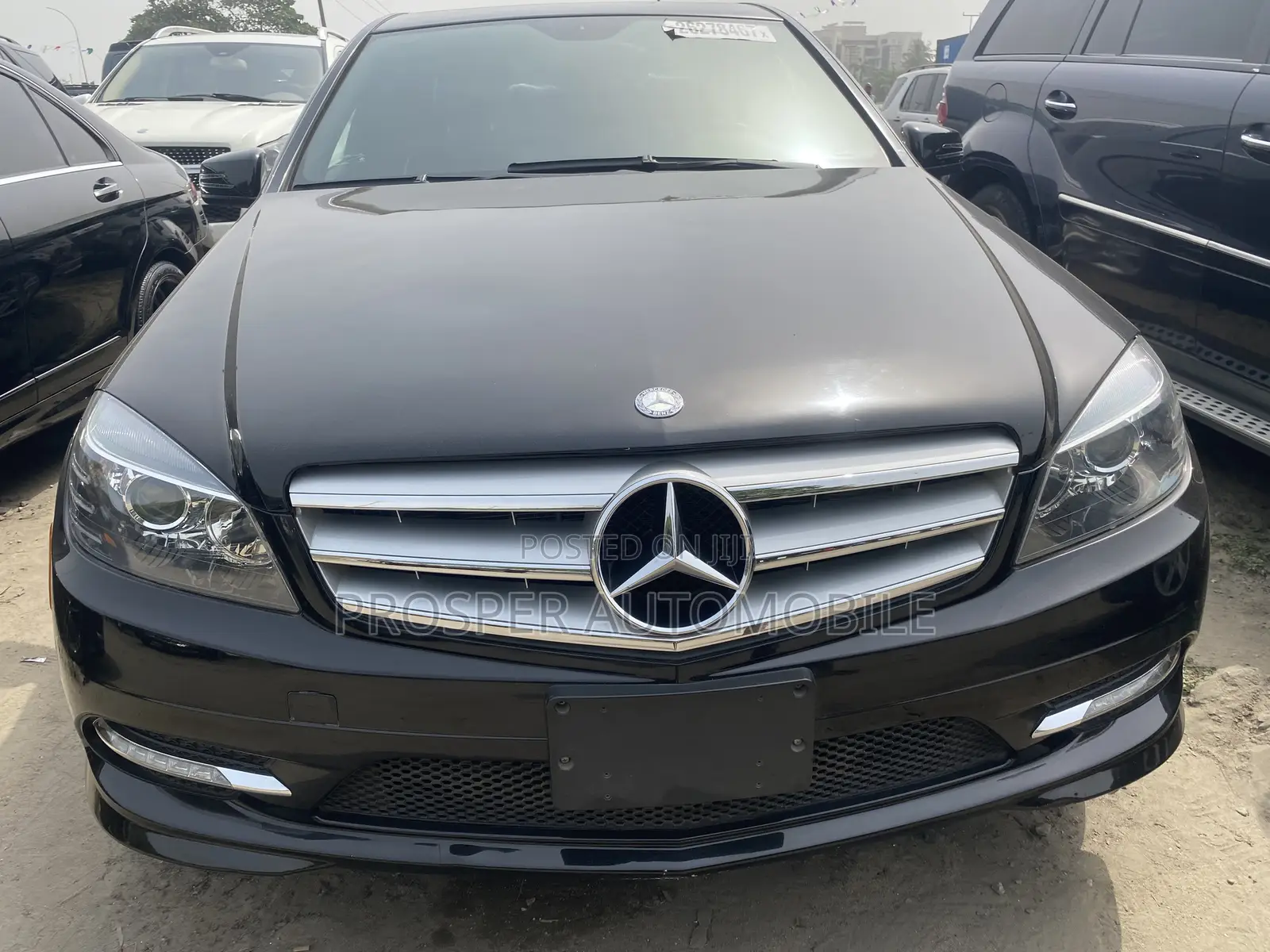 Mercedes-Benz C300 2011 Gray