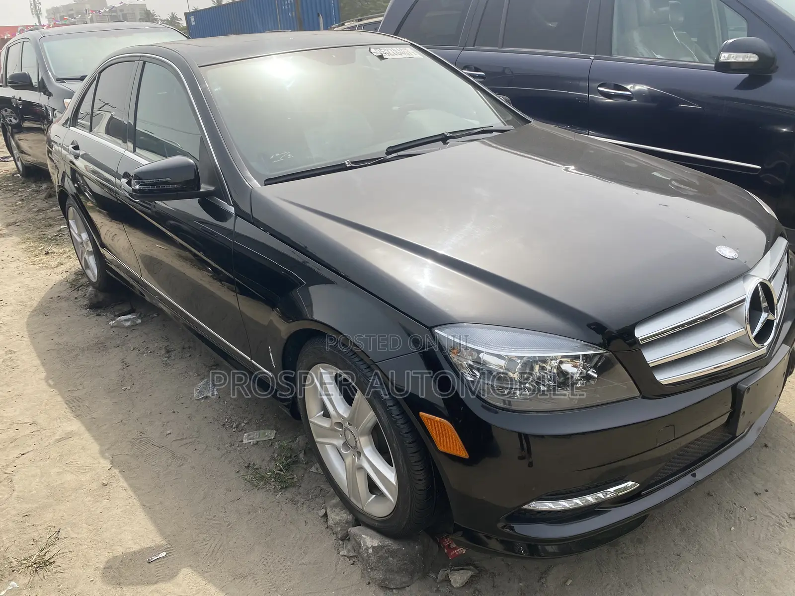 Mercedes-Benz C300 2011 Gray