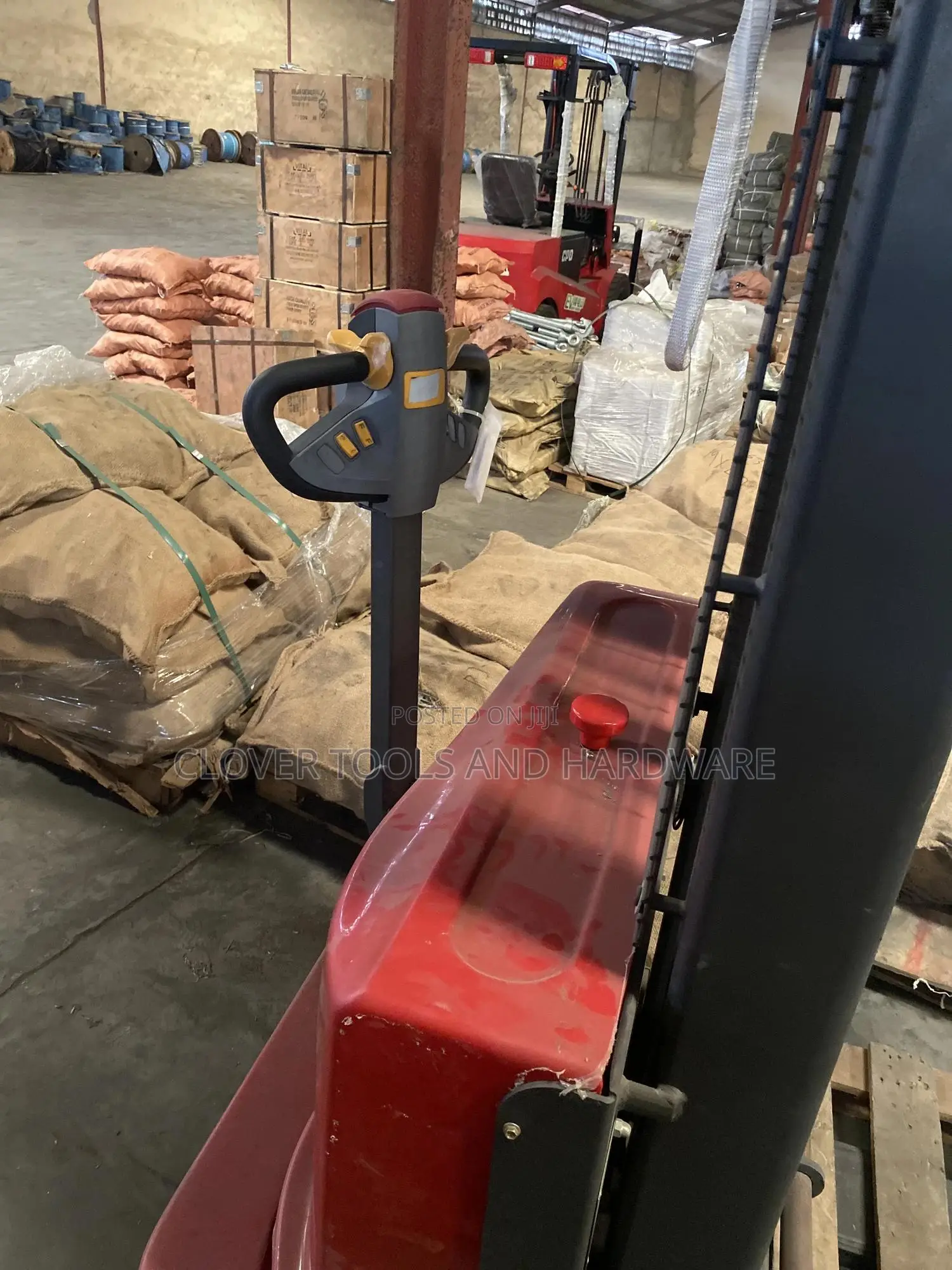 Electric Walkie Pallet Stacker/Forklift 1.5ton Lifting 3mtr