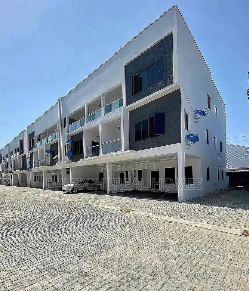Furnished 3bdrm Apartment in Ikate for rent