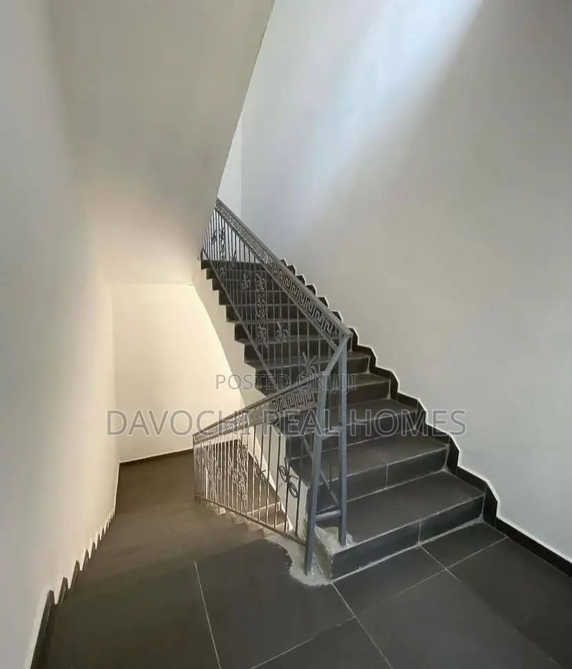 Furnished 3bdrm Apartment in Ikate for rent
