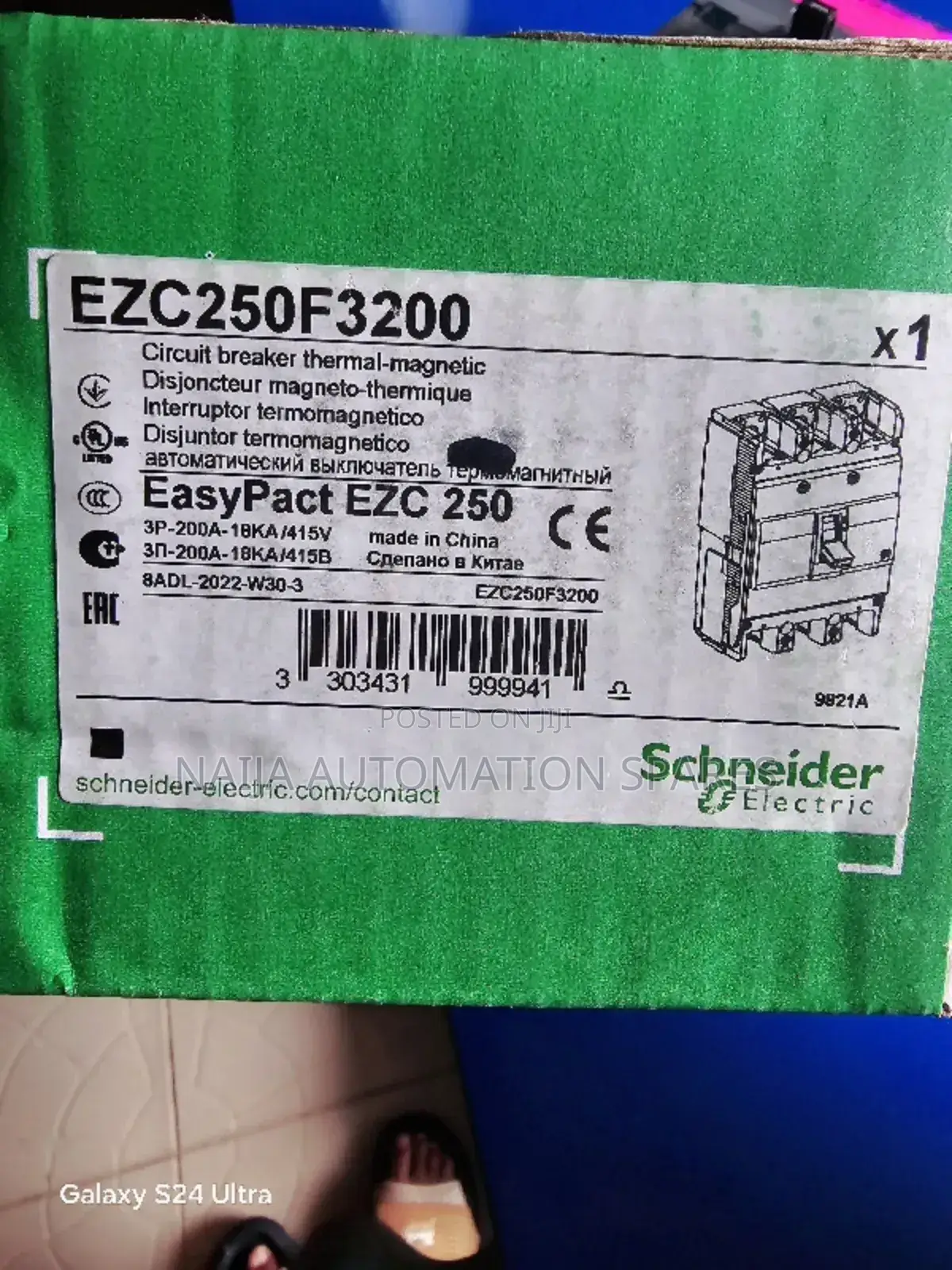 EZC250F3200 | Schneider Circuit Breaker 3P 200A