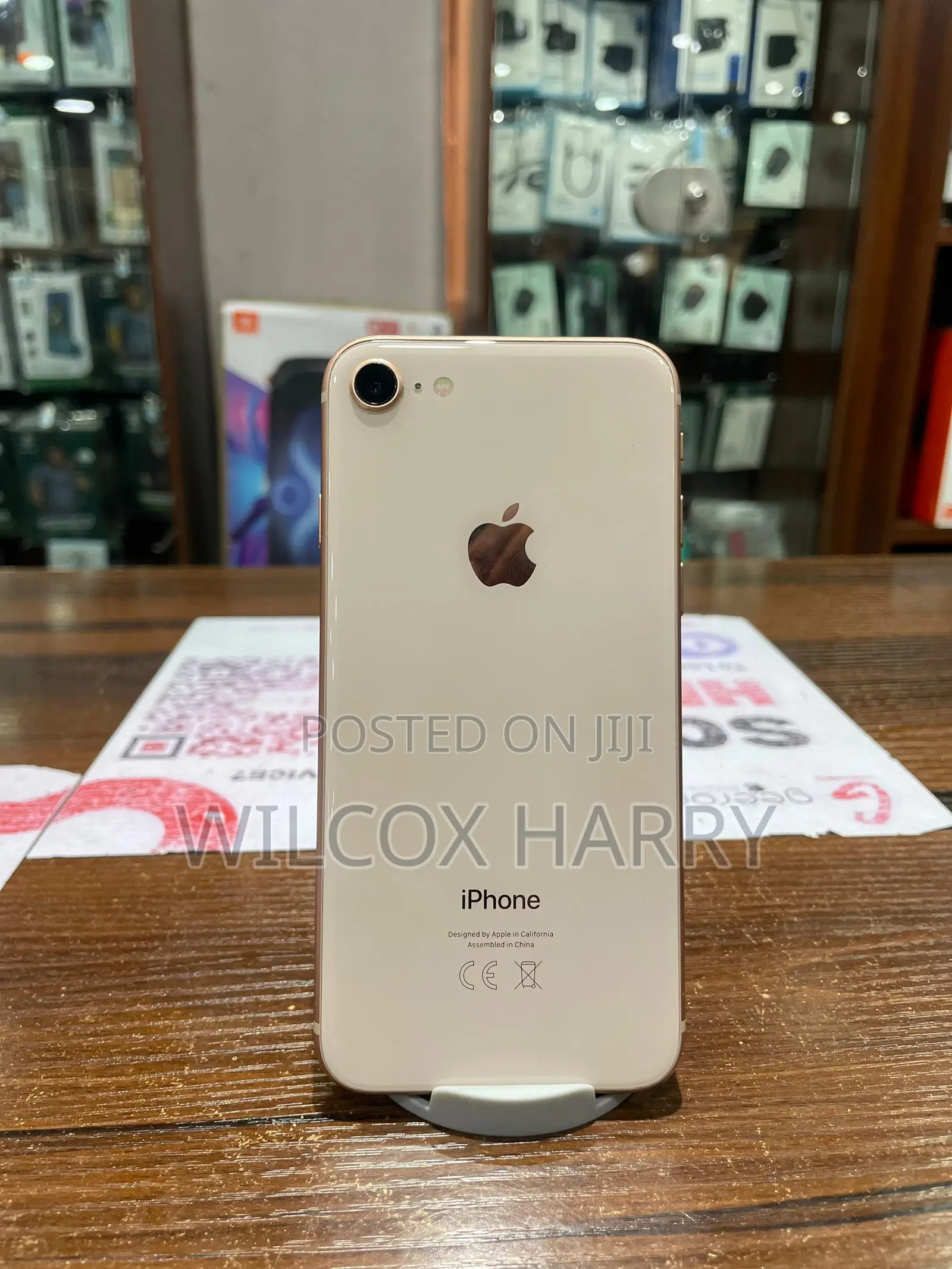 Apple iPhone 8 64 GB Gold
