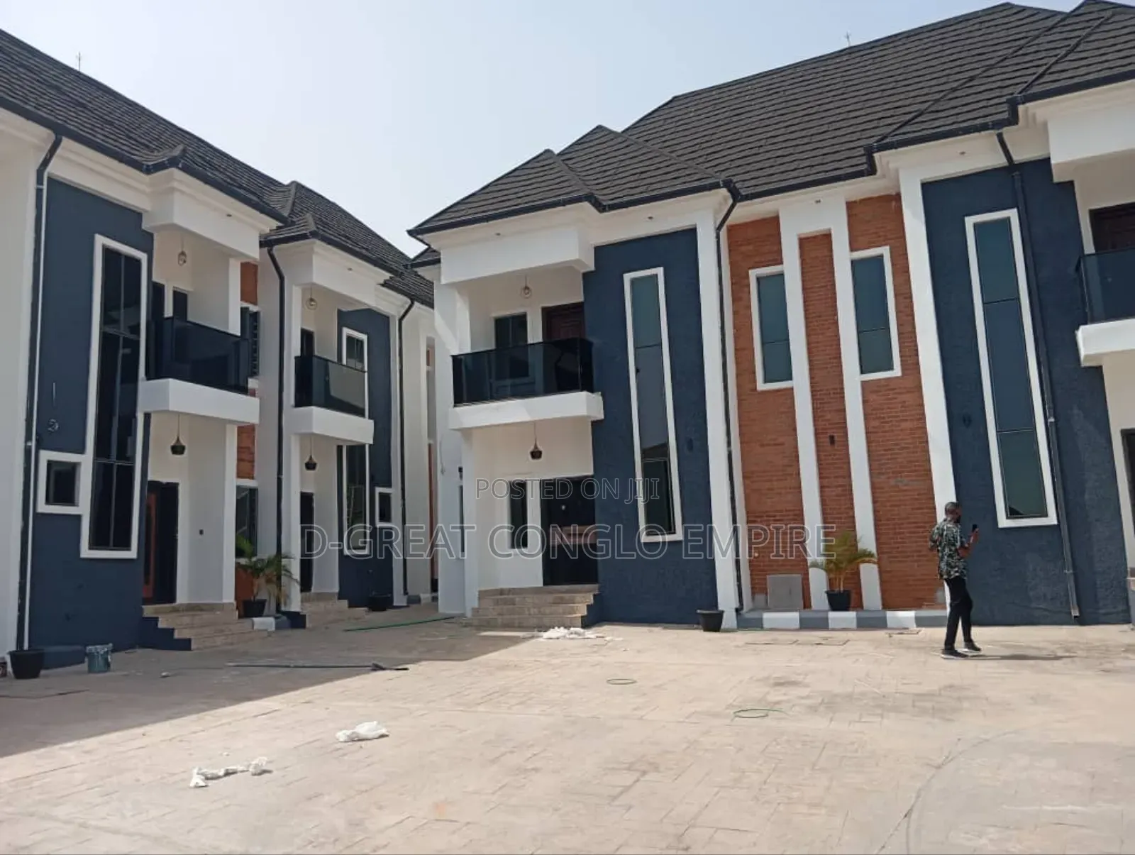 14bdrm Block of Flats in Marble Hill, Oshimili South for sale