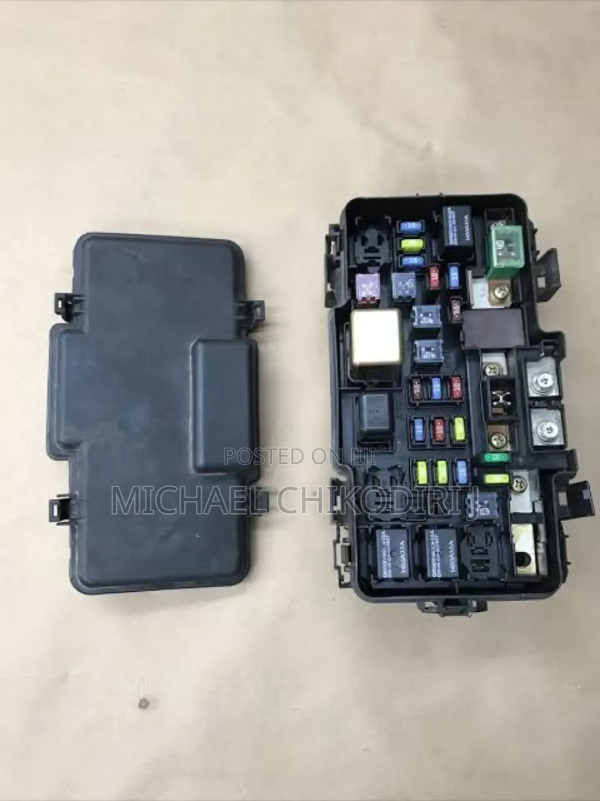 Engine Fuse Box Honda Civic 2005 Model