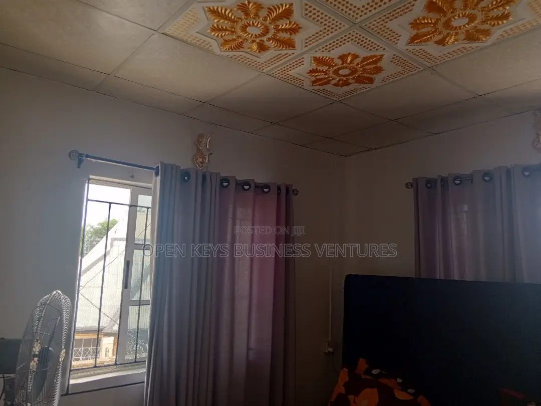 2bdrm Block of Flats in Elebu, Akala Express for sale