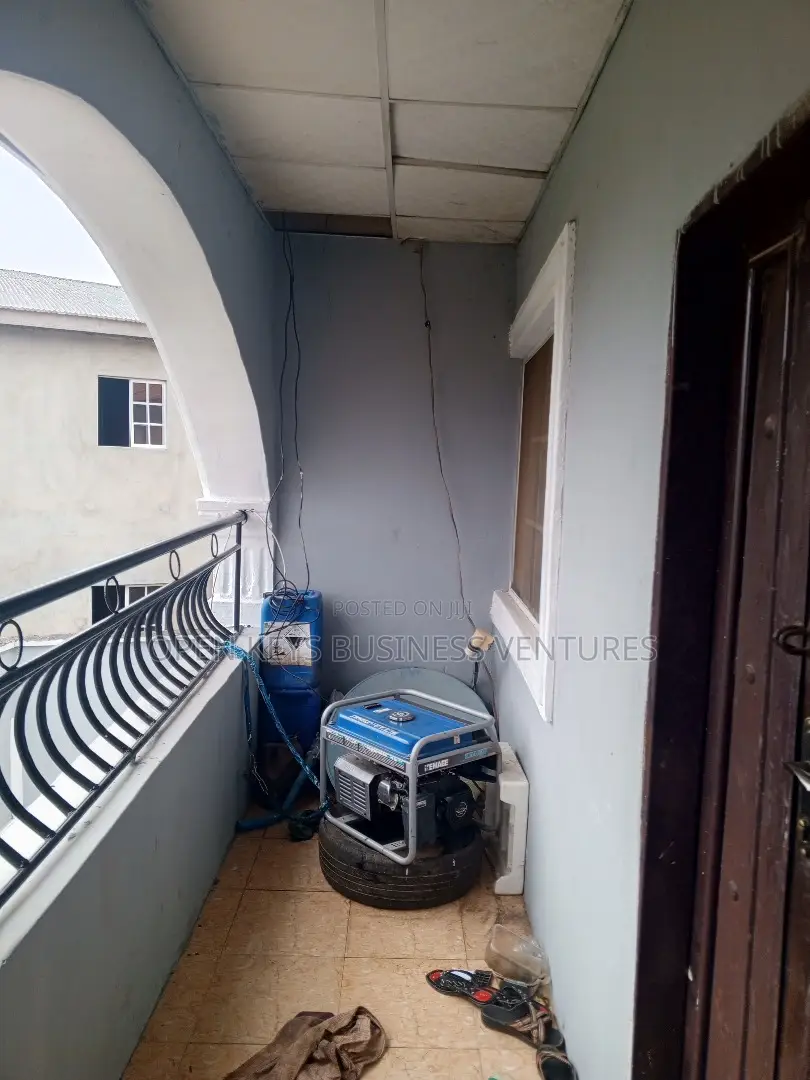 2bdrm Block of Flats in Elebu, Akala Express for sale