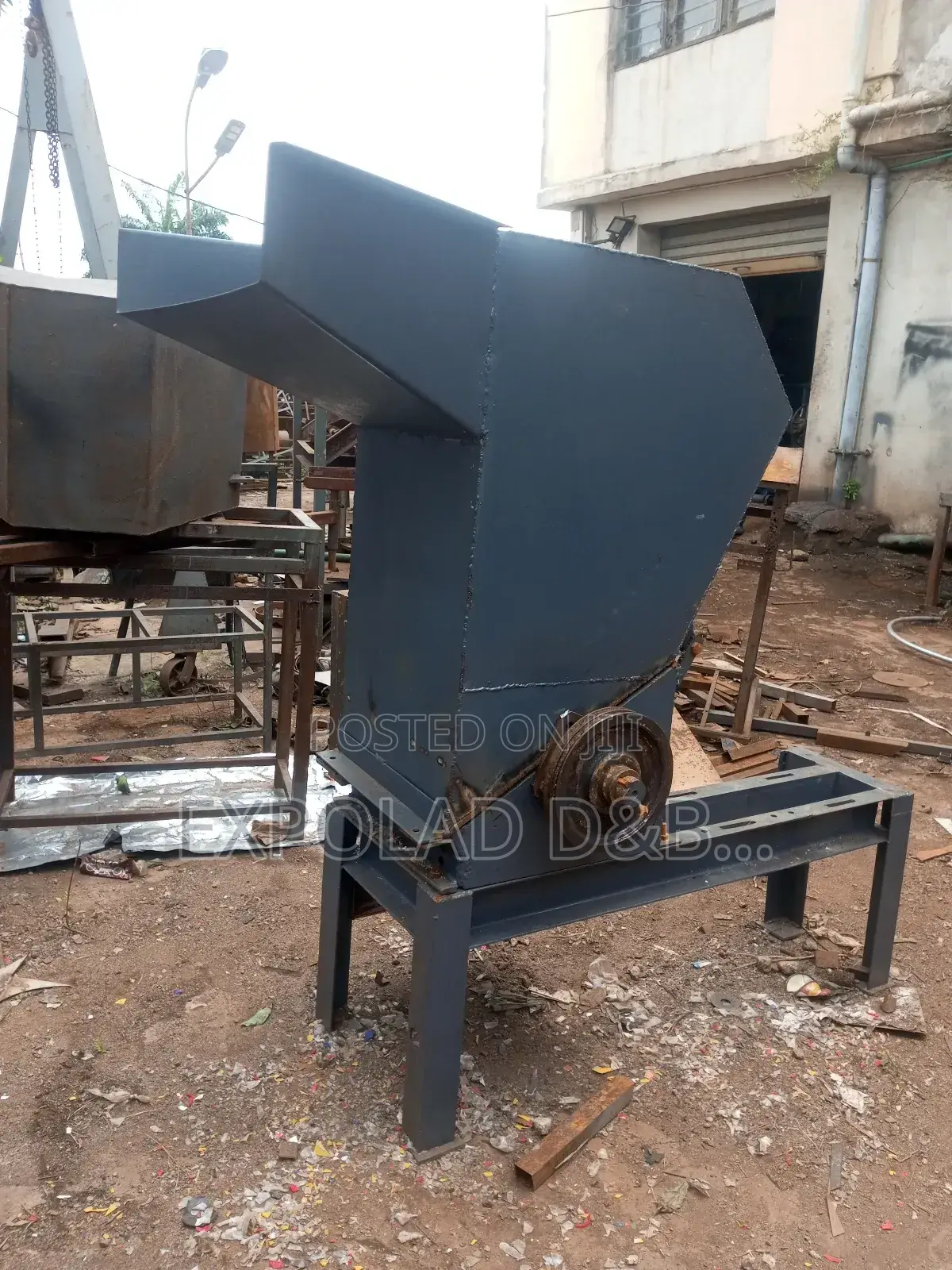 Industrial Shredder (Plastic, Paper Nylon)