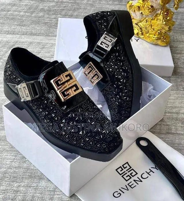 High Quality Givenchy Studded Shoe