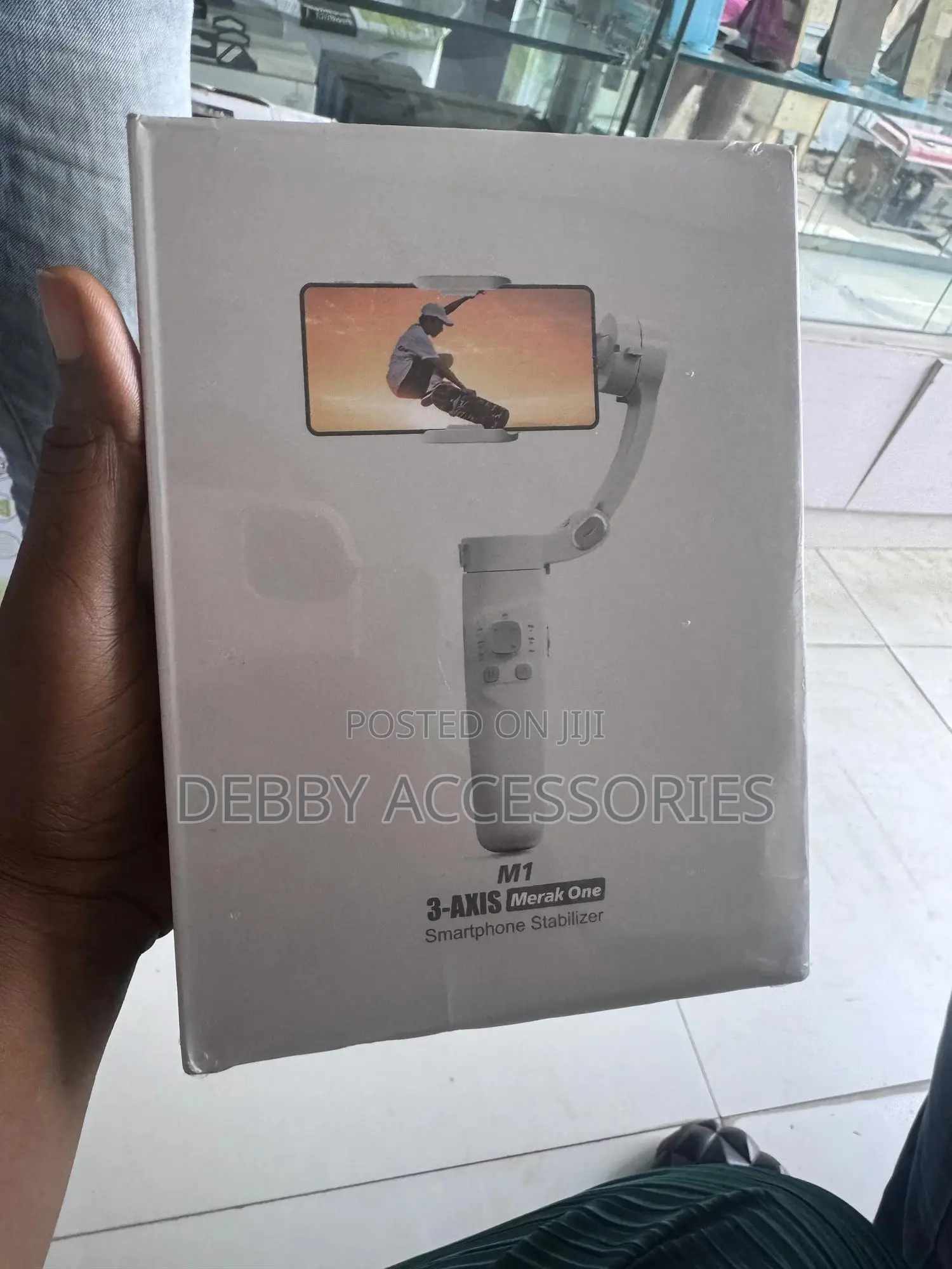 Merak M1 3-Axis Gimbal Stabilizer With Face Tracking