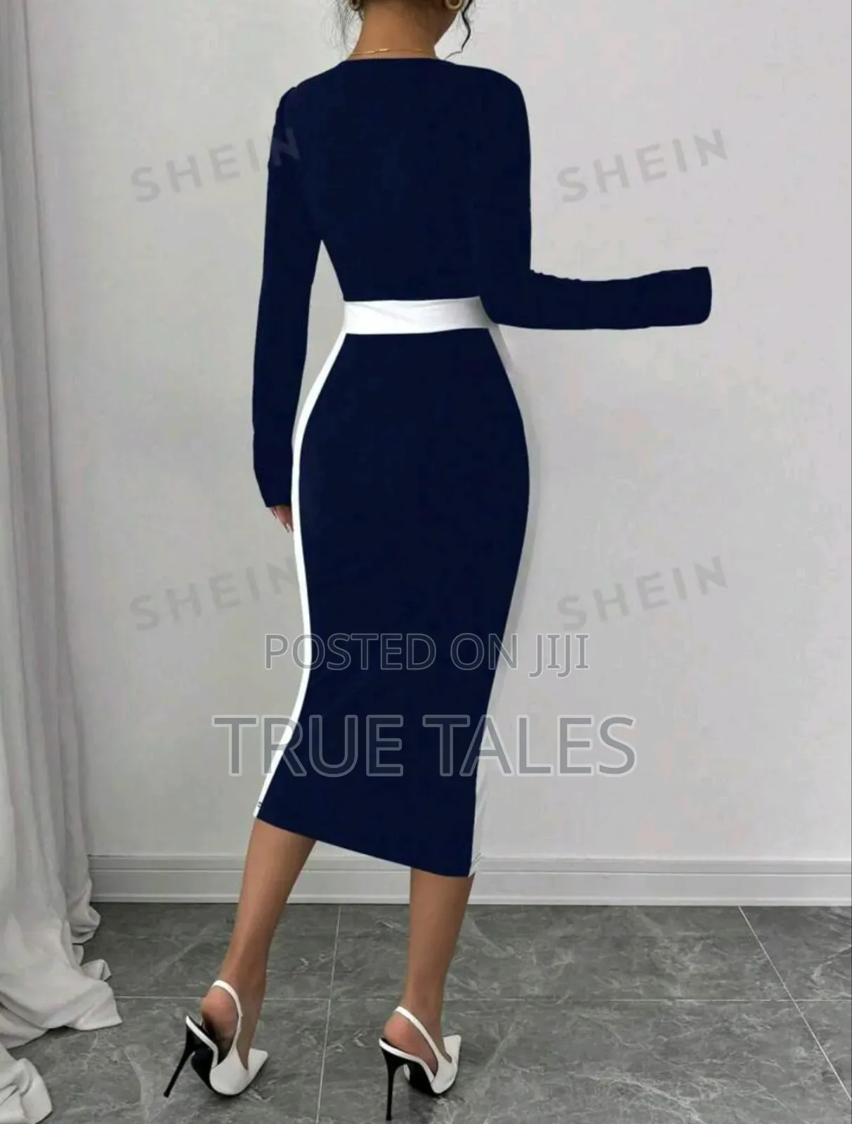 Ladies Navy Blue Formal Snug 3⁄4 Dress