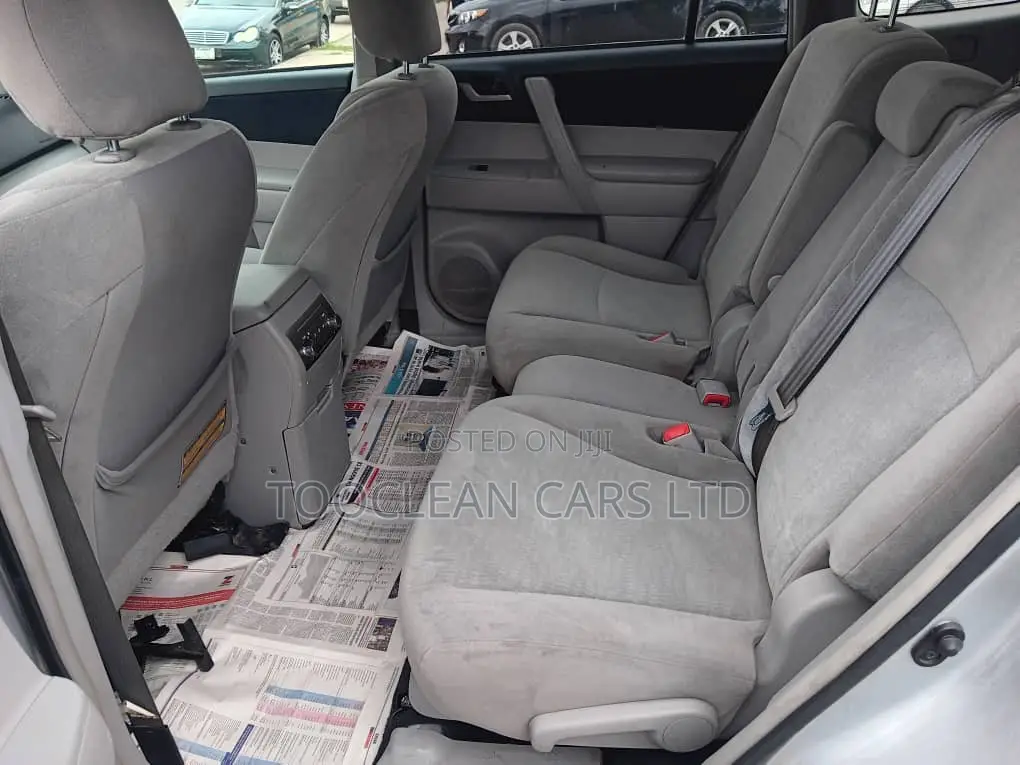 Toyota Highlander 2013 Silver
