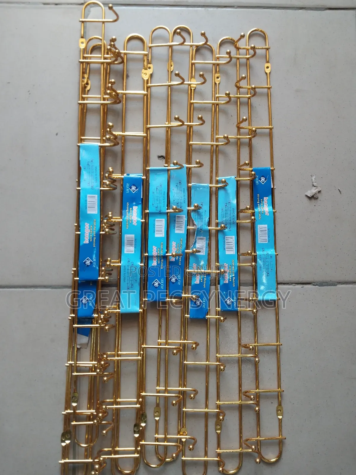 Kitchen Hanger and Hook (Gold Color)