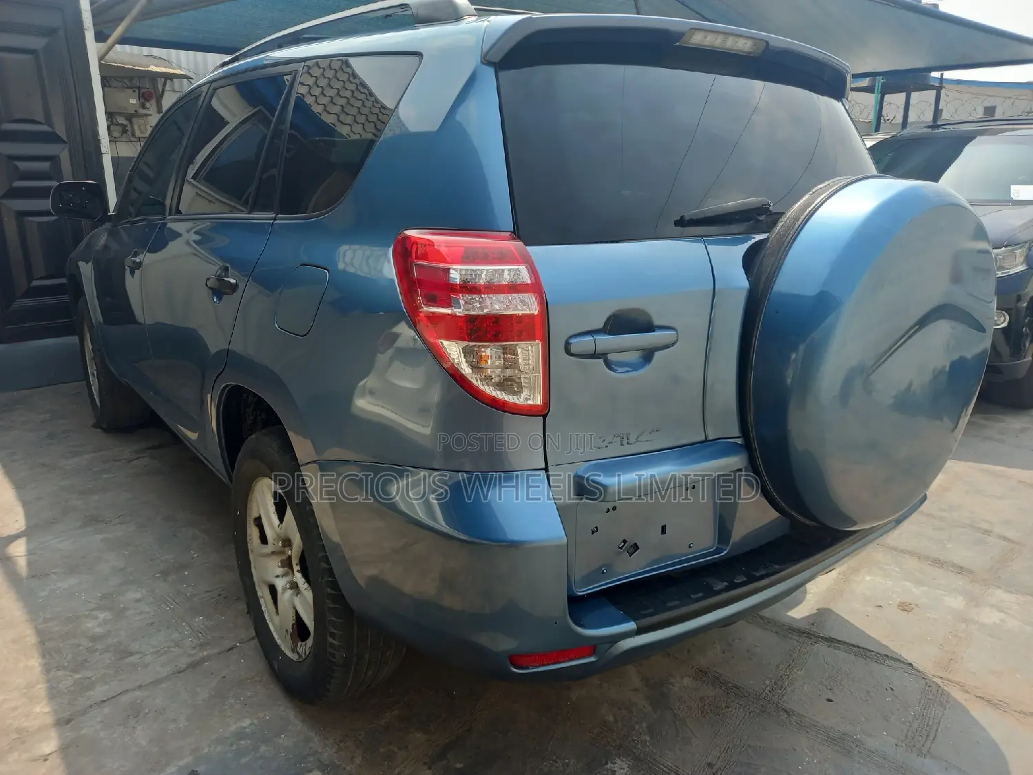 Toyota RAV4 2012 Blue