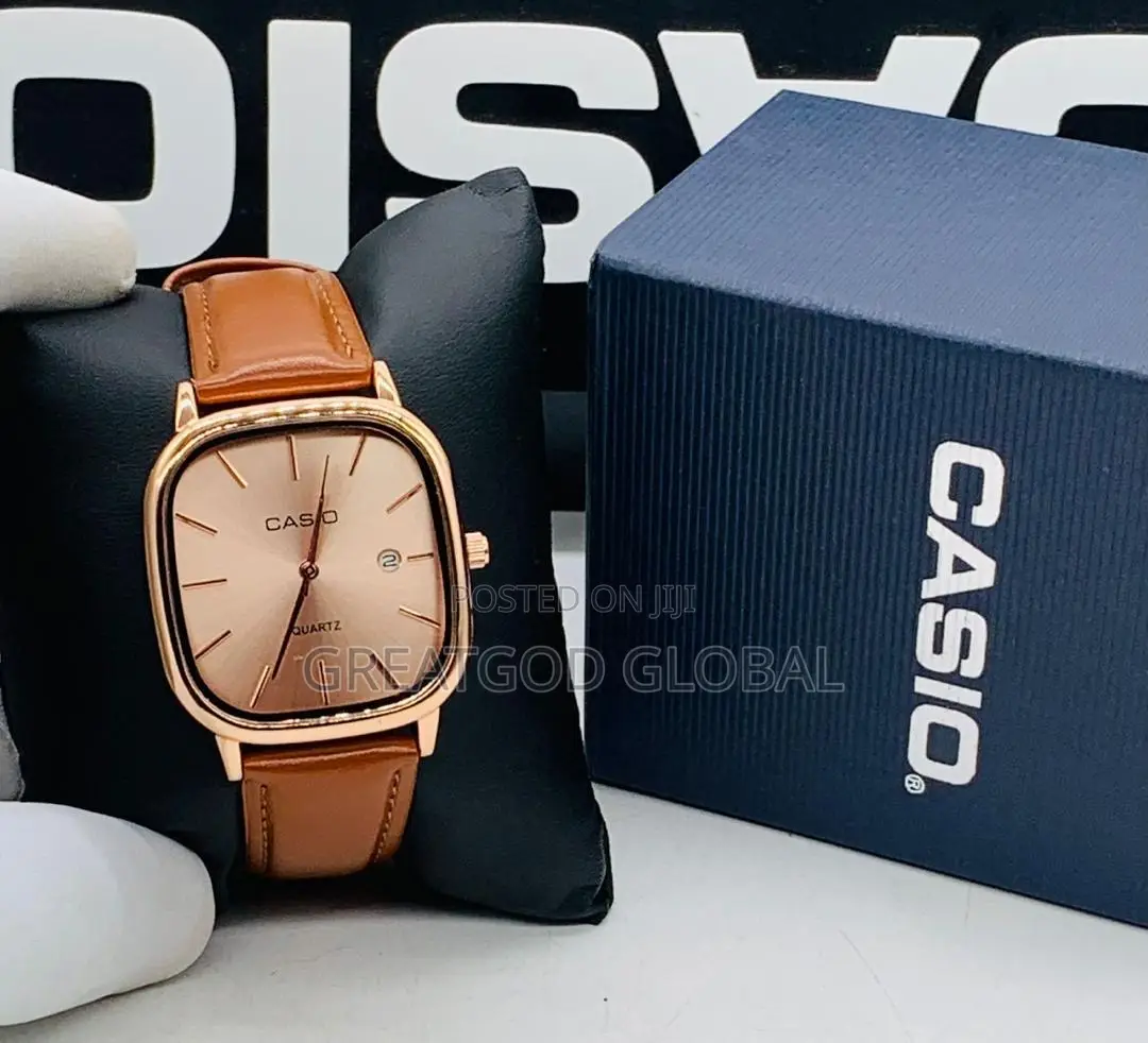 *Casio Leather Analog Wristwatch*