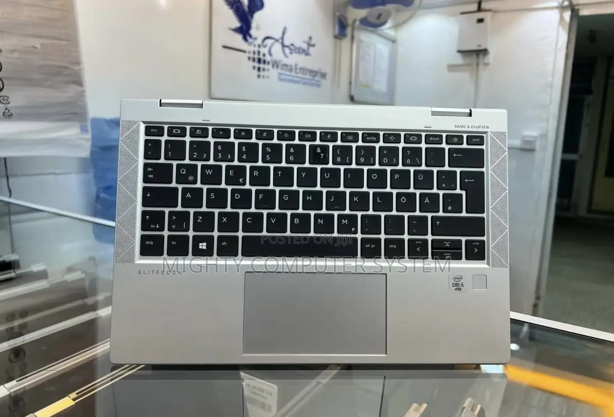 Laptop HP EliteBook 830 G7 16GB Intel Core I7 SSD 512GB