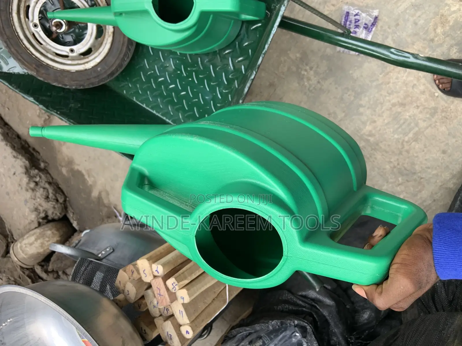 Plastic Watering Can (10litres)